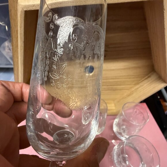 Vintage Bohemia Crystal Cascade  Etched Champagne Flutes Set Of 6 With Floral De - Picture 5 of 5